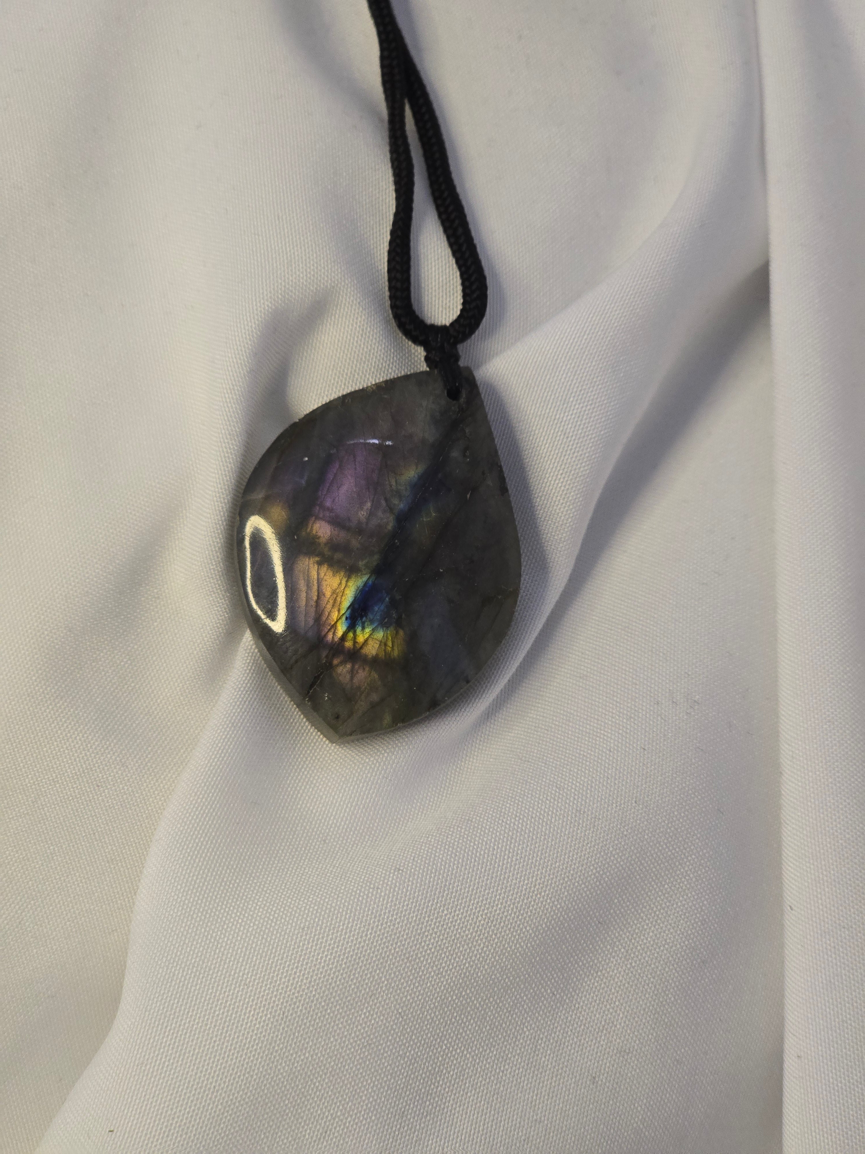 Labradorite Crystal | Transformation • Intuition • Protection