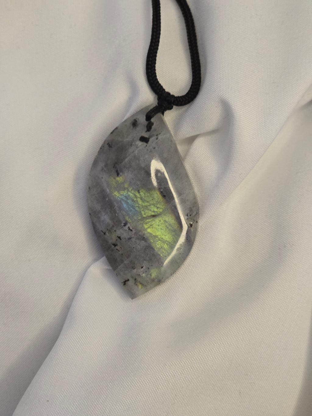 Labradorite Crystal | Transformation • Intuition • Protection