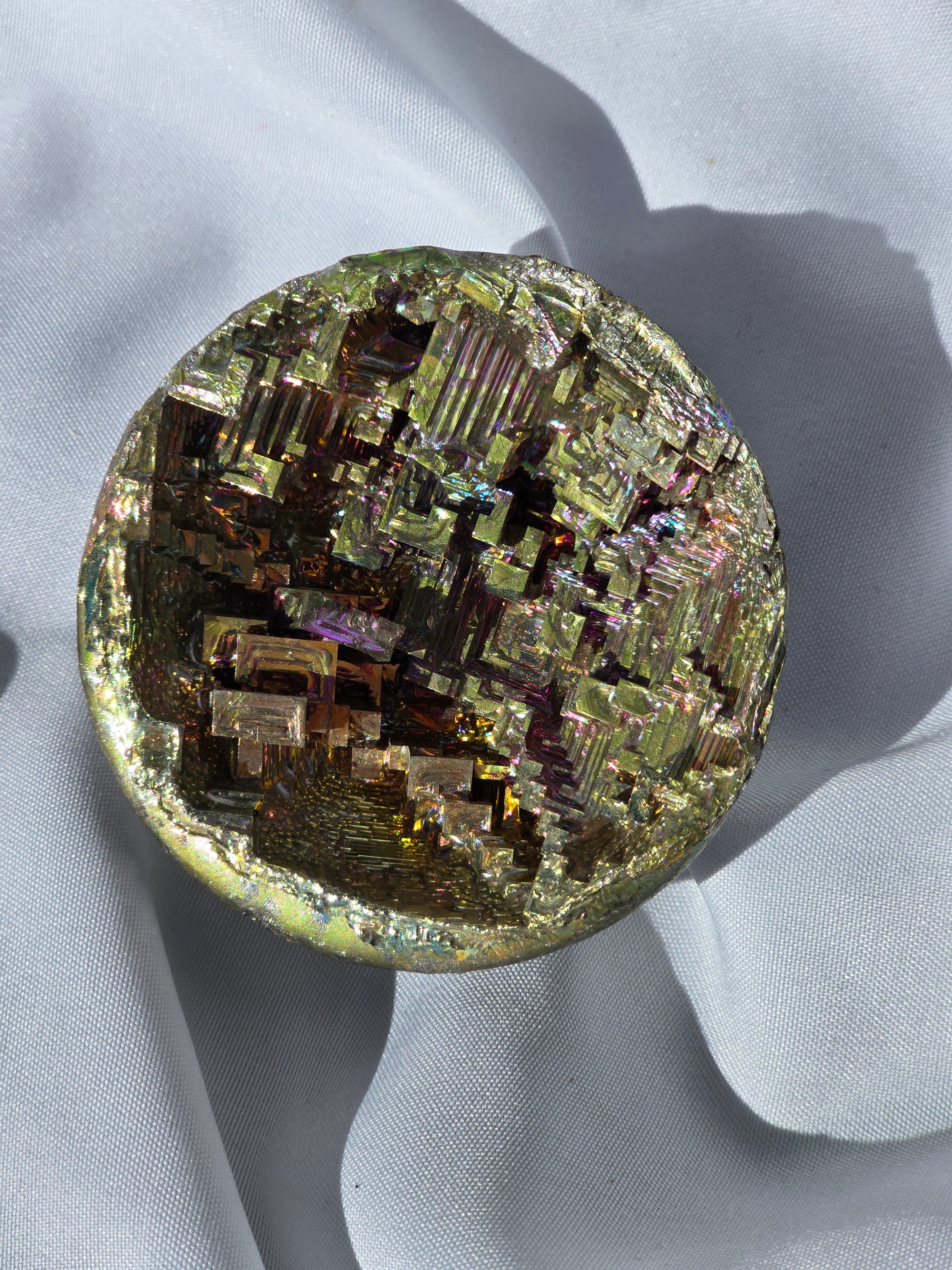 (B3) Bismuth Crystal – Rainbow Energy Transformation